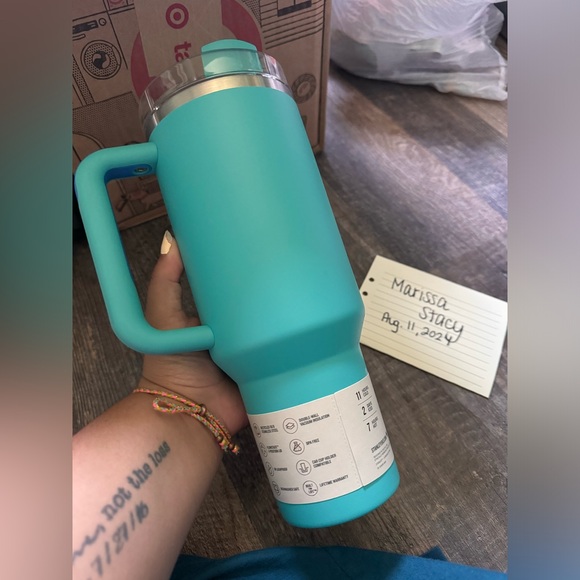 Aquamarine Target Exclusive Stanley - Picture 3 of 3